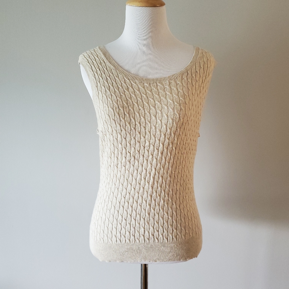 Banana Republic sleeveless knit sweater cream sz s